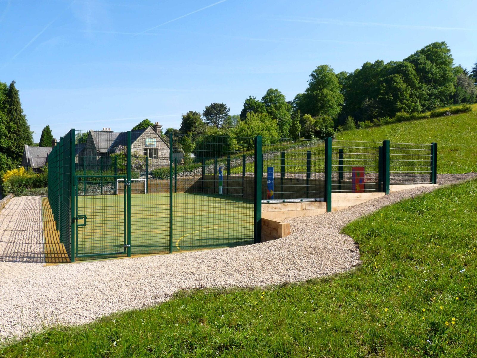 Medium Duty MUGA